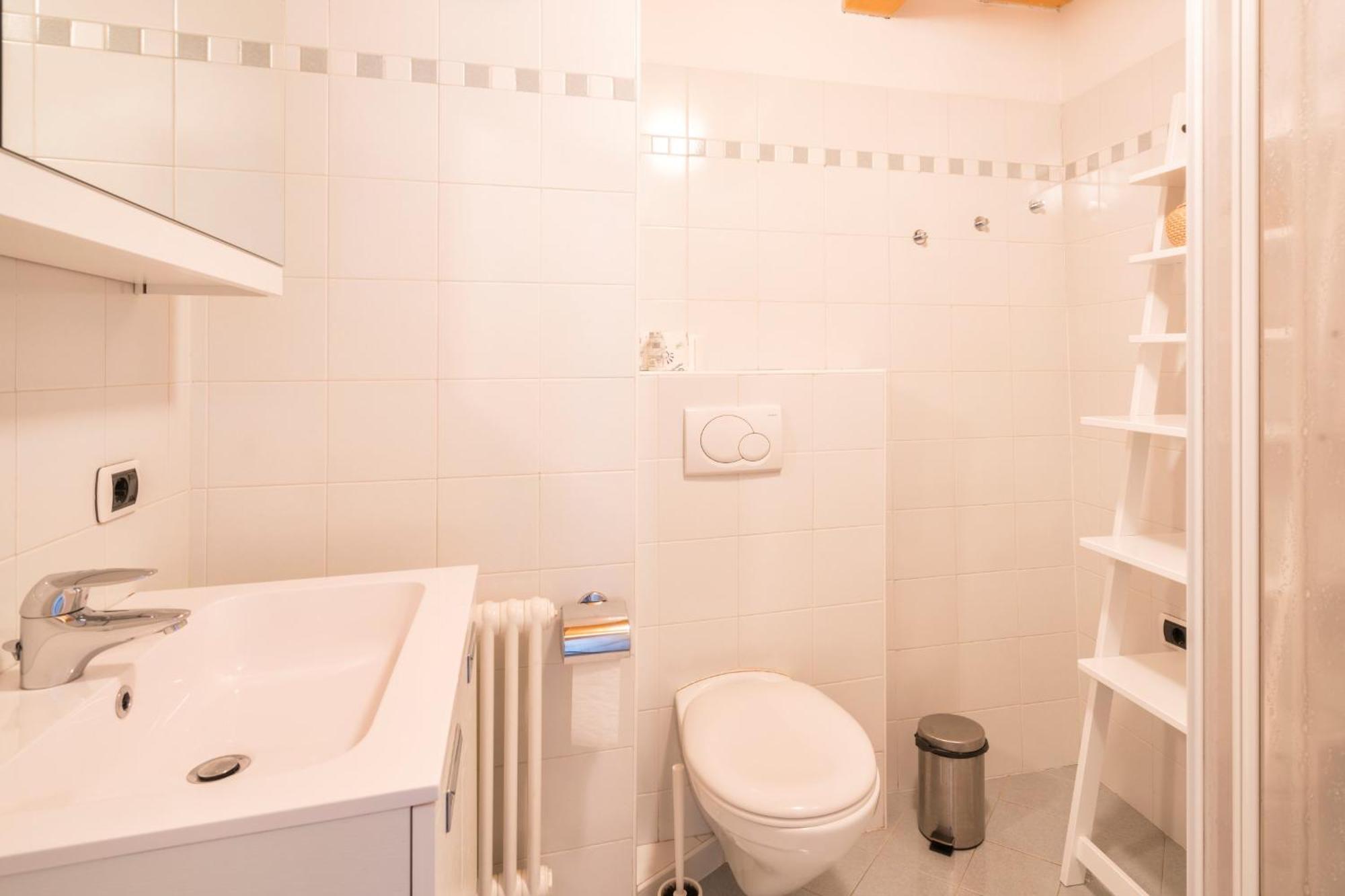 Stay Cooper L Goethe Guesthouse Bolzano Bagian luar foto